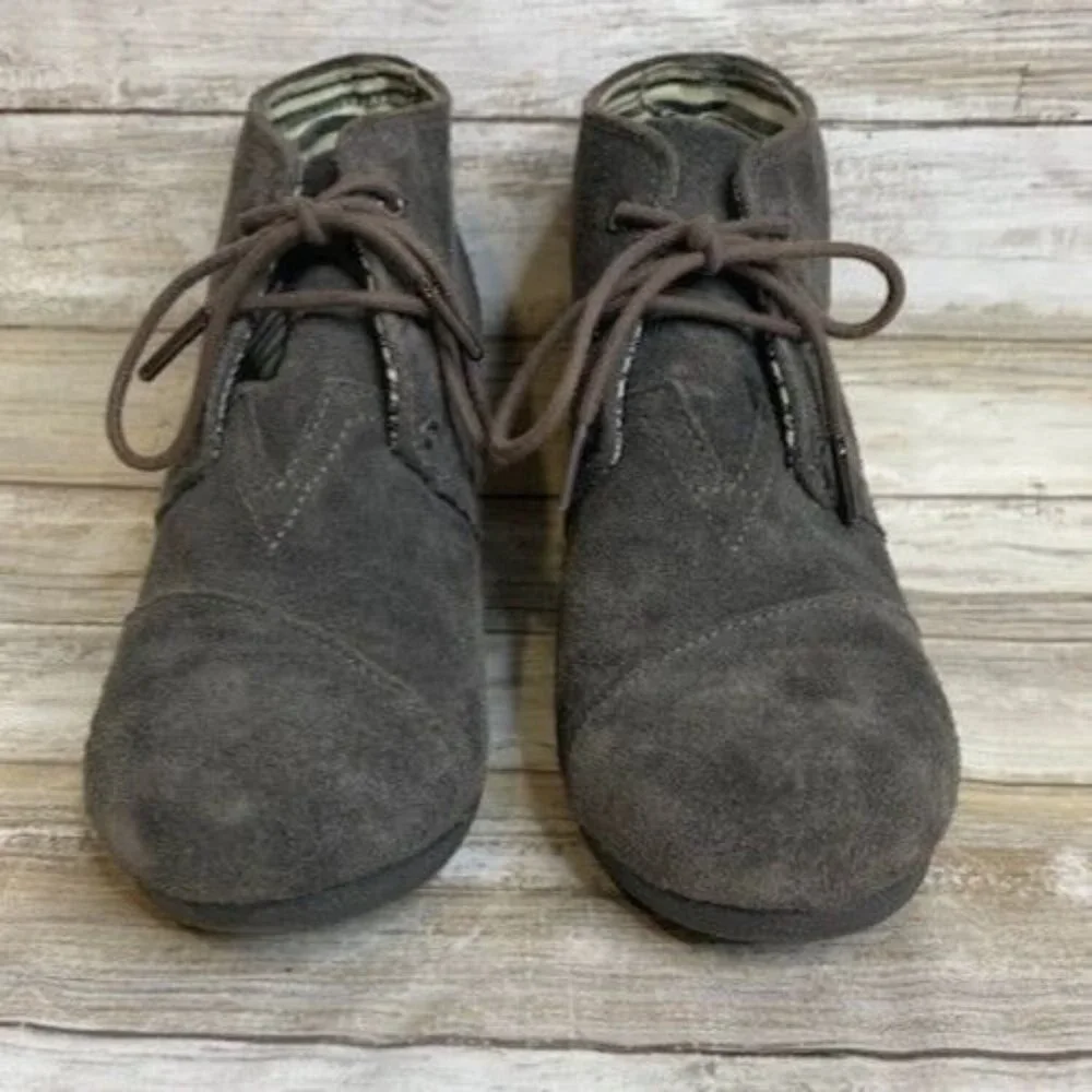 Toms Ankle Wedge Booties Solid Gray Suede 8.5 Laced Up #300716